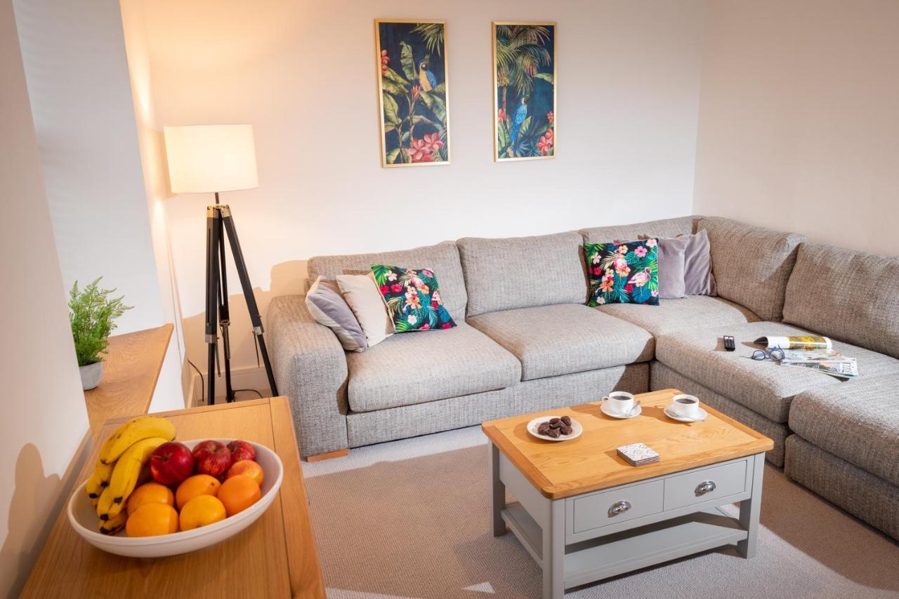 Lola'S Loft With Lake Views - Central Bowness - Pet Friendly Kültér fotó