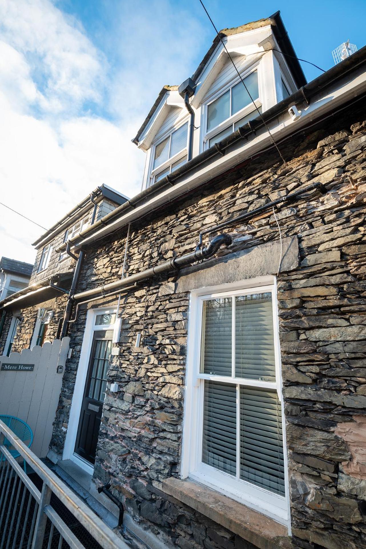 Lola'S Loft With Lake Views - Central Bowness - Pet Friendly Kültér fotó